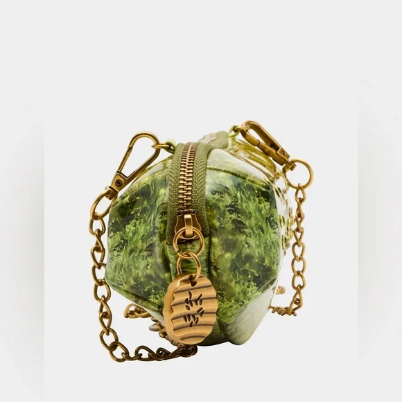 Betsey Johnson A BIG DILL GREEN Pickle Crossbody Bag NWT NEW WITH TAGS KITSCH - Picture 6 of 9